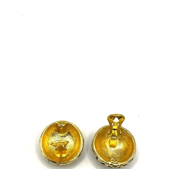 Elegant Gold and Multicolor Leaf Enamel Round Clip on Earrings 1980’s - Picture 8 of 9